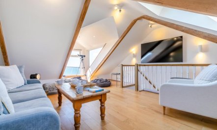2 Bed in Porthleven 7