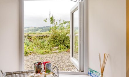 1 Bed in Crook 5