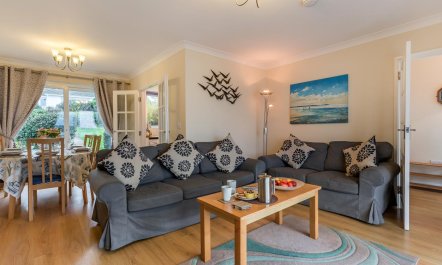 3 Bed in Padstow 2