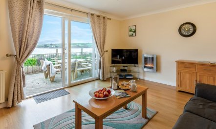 3 Bed in Padstow 1