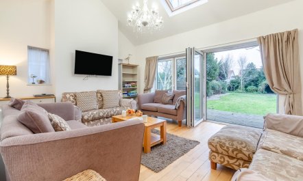 5 Bed in Southwold 9