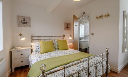 1 Bed in Hinderwell 5