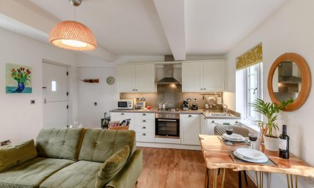 1 Bed in Hinderwell 2