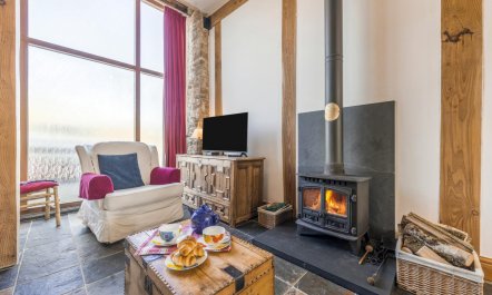 2 Bed in Crugybar 6
