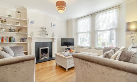 4 Bed in Southwold 3