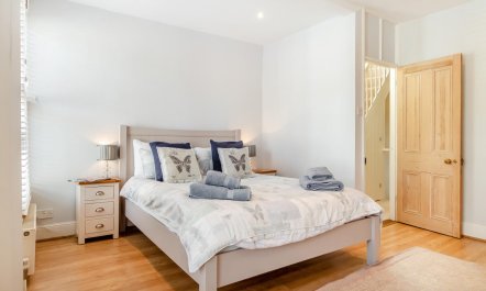 4 Bed in Southwold 6