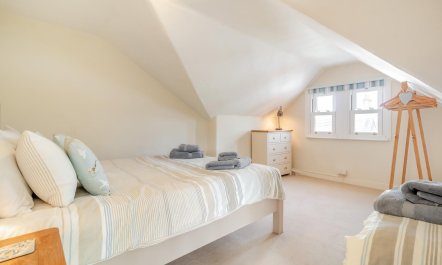 4 Bed in Southwold 9