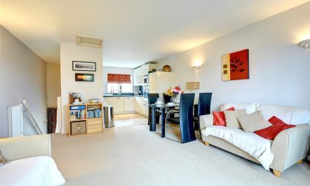 2 Bed in Saundersfoot 1