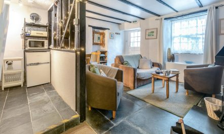 2 Bed in Looe 3