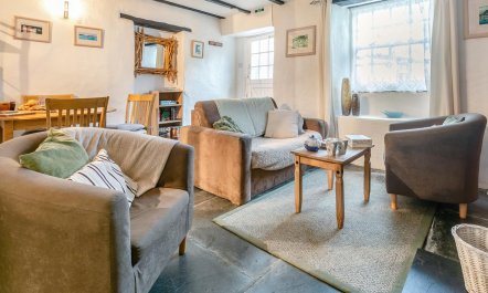 2 Bed in Looe 7