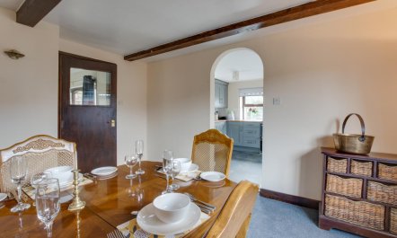 4 Bed in Hawes 5
