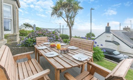 3 Bed in Porthleven 6