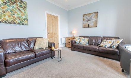3 Bed in Porthleven 8
