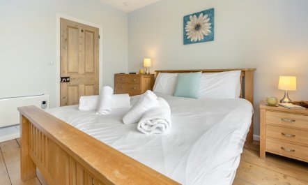 3 Bed in Porthleven 8