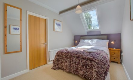 3 Bed in Salthouse 3