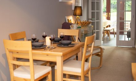 3 Bed in Salthouse 7