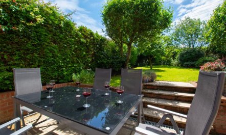 3 Bed in Salthouse 2