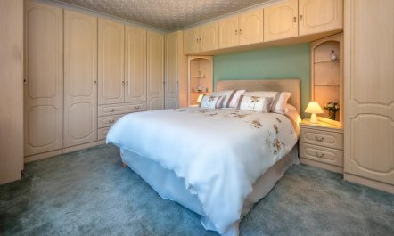 5 Bed in Bryncroes 8