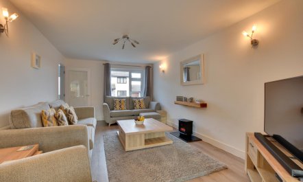 4 Bed in Padstow 5
