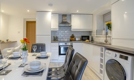 3 Bed in Cardiff 4