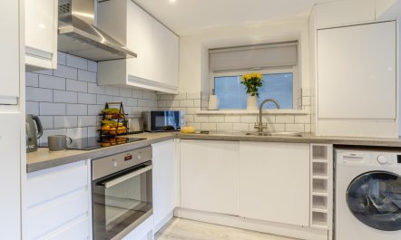 3 Bed in Cardiff 9