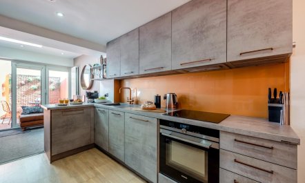 3 Bed in Brighton 6