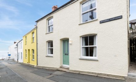 2 Bed in Porthleven 1