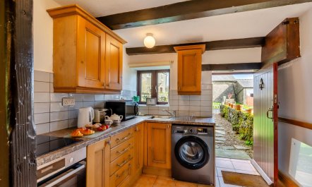 2 Bed in Clitheroe 6