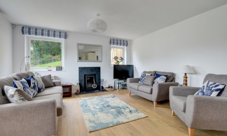 4 Bed in Ilfracombe 1