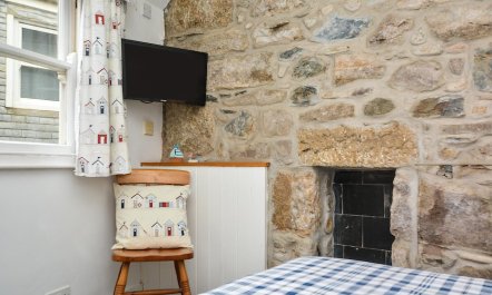 1 Bed in St. Ives 7