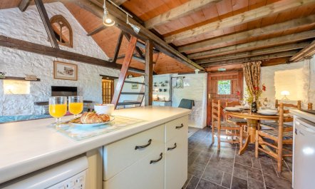 2 Bed in Llandeilo 6