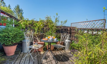 2 Bed in Llandeilo 1