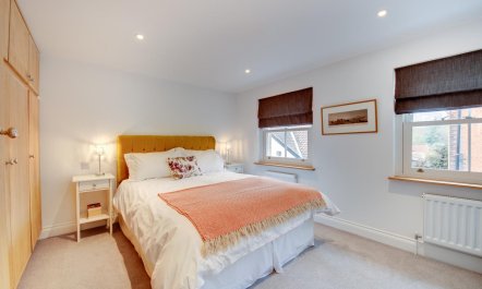 2 Bed in Woodbridge 8