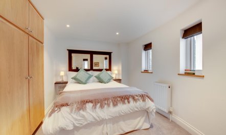 2 Bed in Woodbridge 9