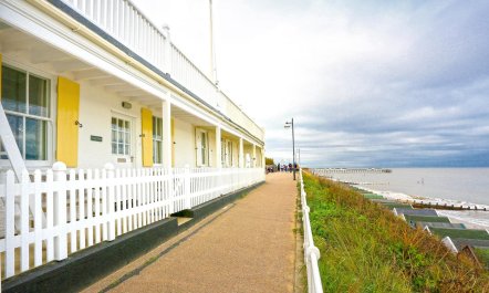 2 Bed in Southwold