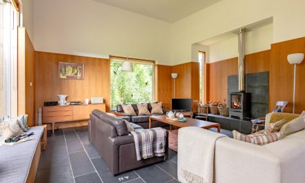 3 Bed in Bramfield 2