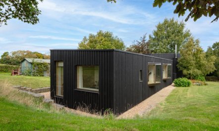 3 Bed in Bramfield 5