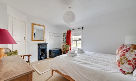2 Bed in Southwold 8