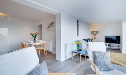 2 Bed in St Ives 2