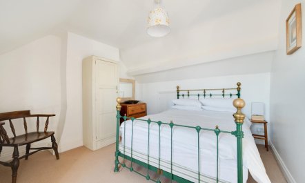 4 Bed in Whitby 3