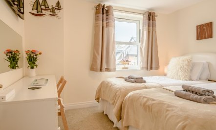 2 Bed in Aldeburgh 6