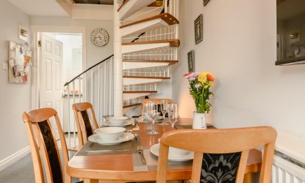 2 Bed in Aldeburgh 4