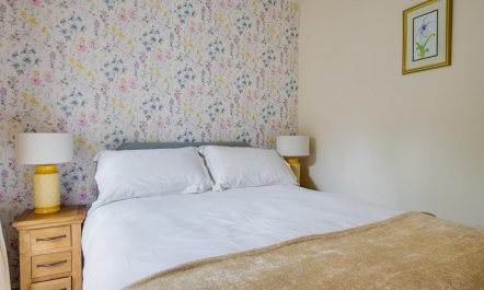 1 Bed in Llanerchymedd 9