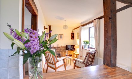 1 Bed in Llanerchymedd 5