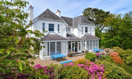 4 Bed in Abersoch 2