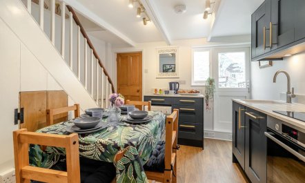 2 Bed in St Ives 4