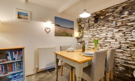 2 Bed in Padstow 7