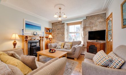 3 Bed in St Ives 1