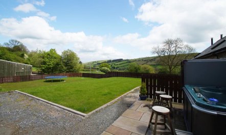 4 Bed in Brecon 5