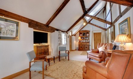 5 Bed in Magham Down 5